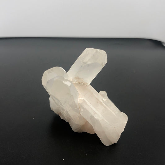 Raw clear quarz
