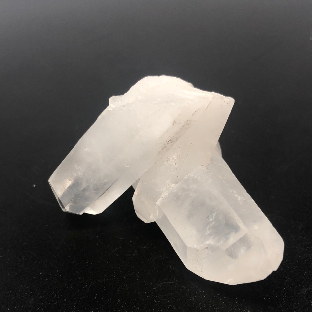 Raw clear quartz