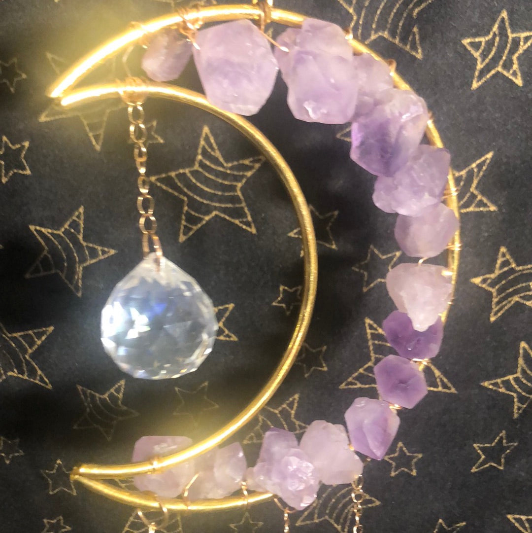 Amethyst moon light catcher