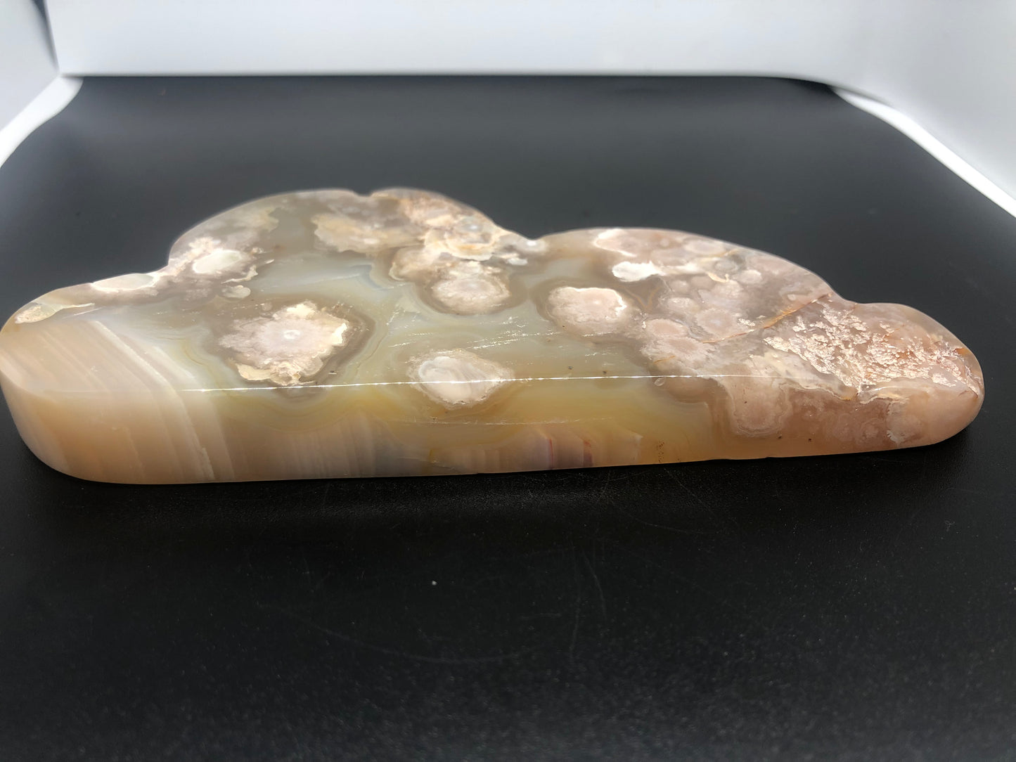 Cloud flower agate