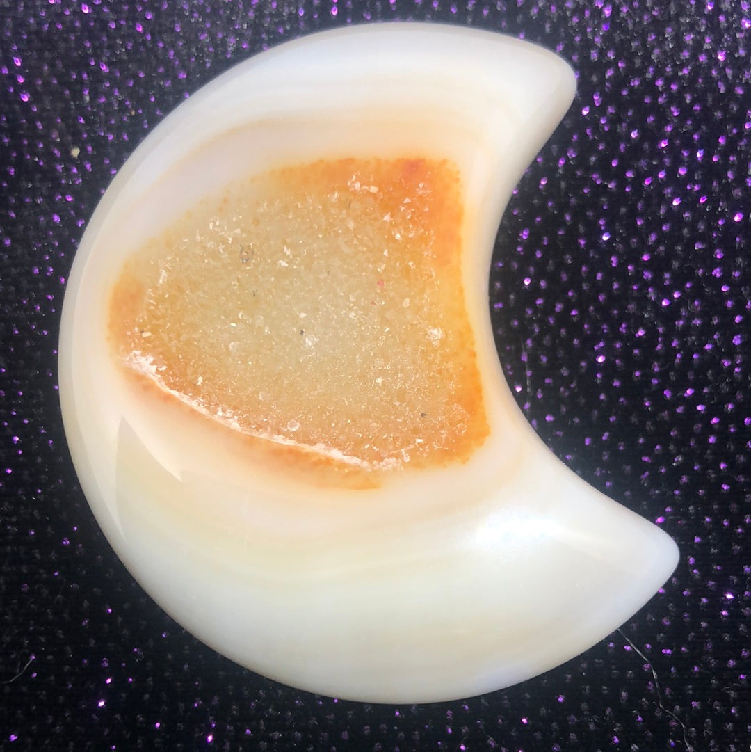 Agate moon With Druzy