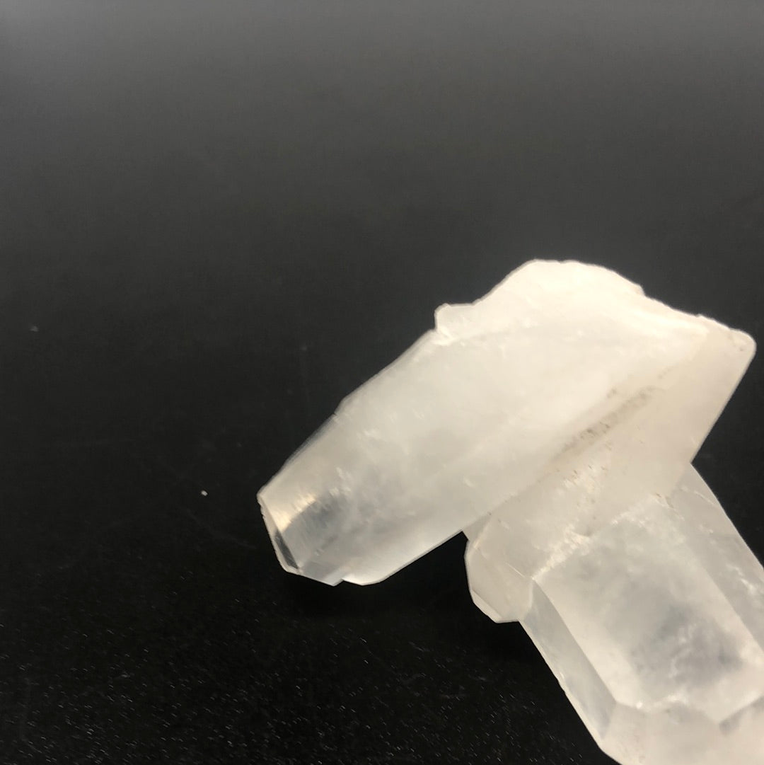 Raw clear quartz